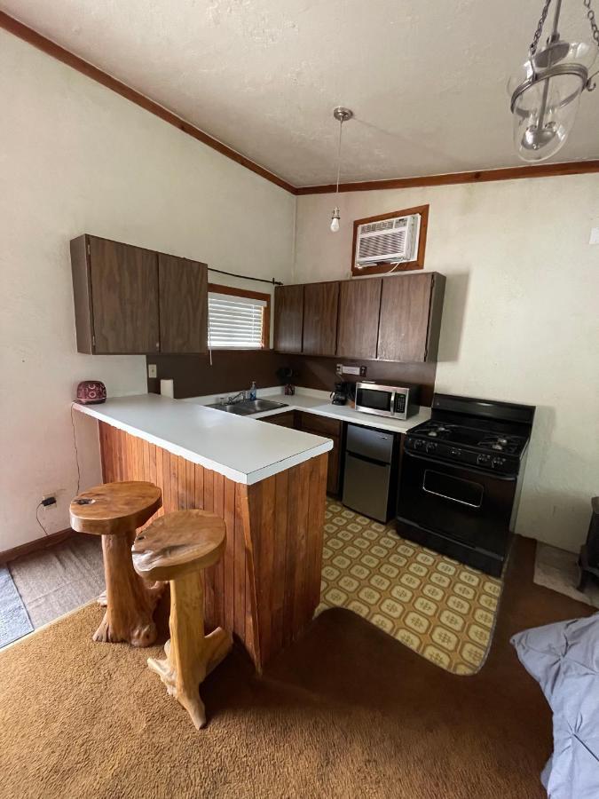 Adventures Vacation Rentals ลาวา ฮ็อตสปริงส์ ภายนอก รูปภาพ