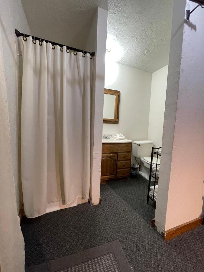 Adventures Vacation Rentals ลาวา ฮ็อตสปริงส์ ภายนอก รูปภาพ