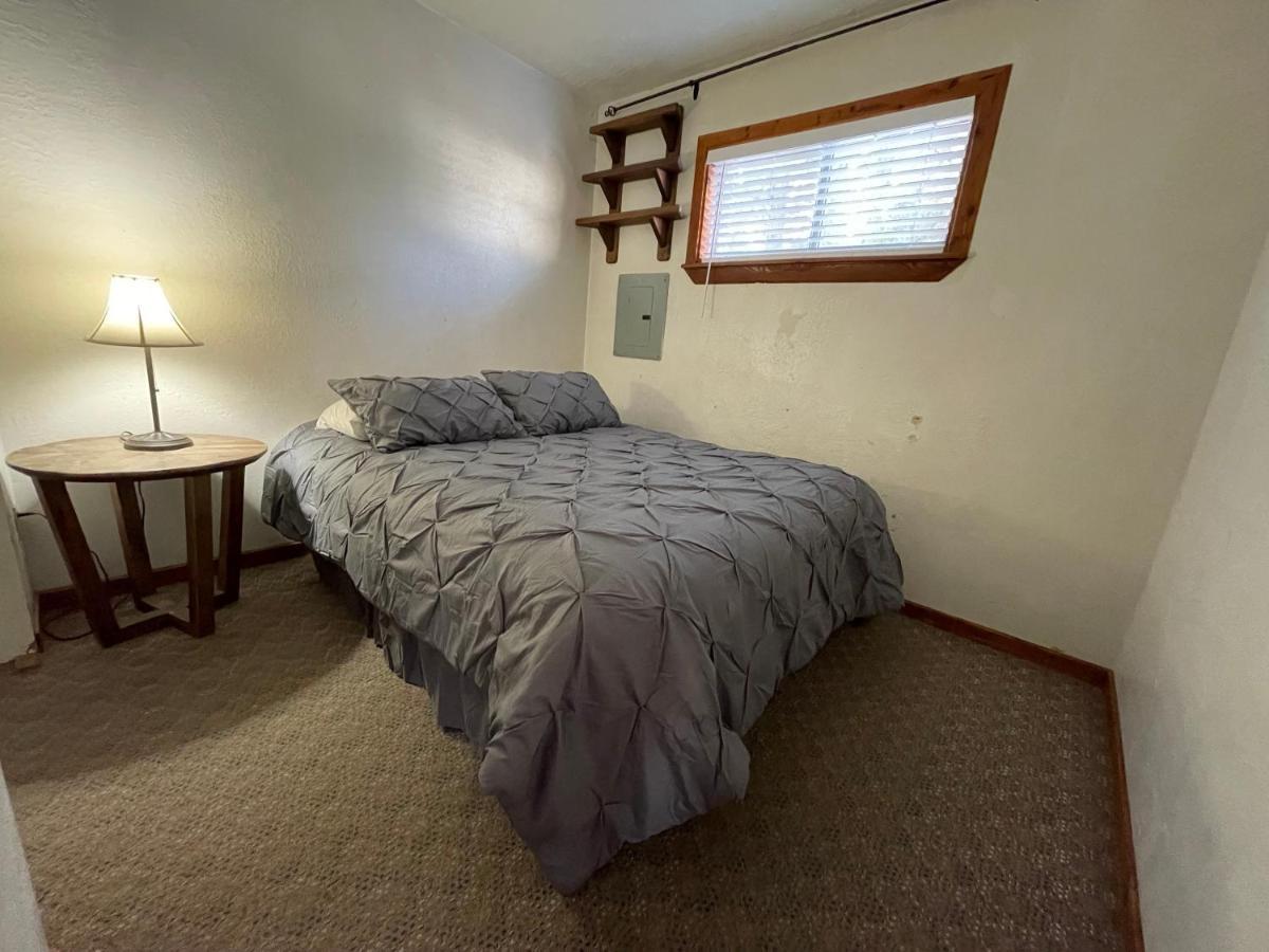 Adventures Vacation Rentals ลาวา ฮ็อตสปริงส์ ภายนอก รูปภาพ